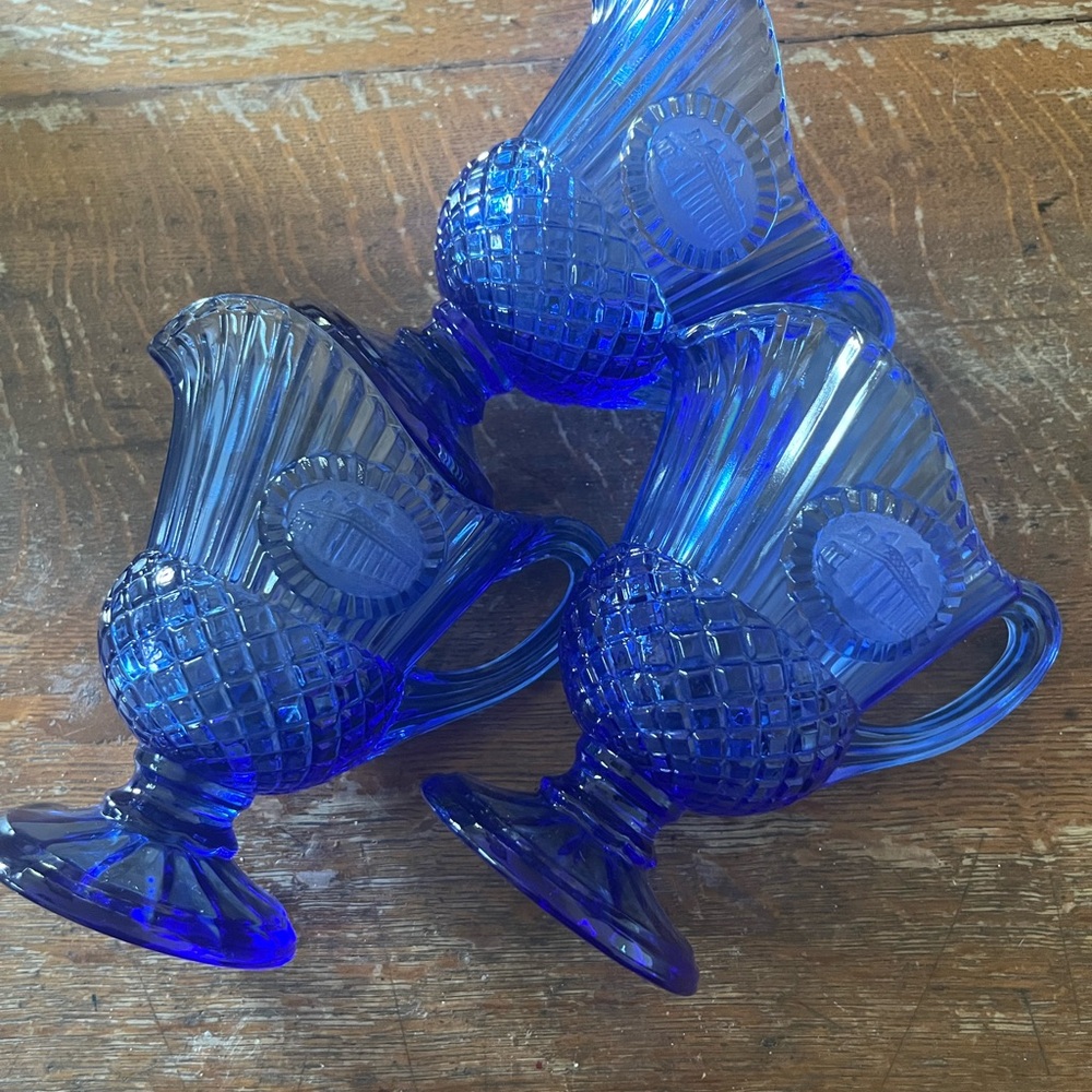 Vintage Bi-Centennial 1776 Blue Glass Sauce Set with Mount Vernon